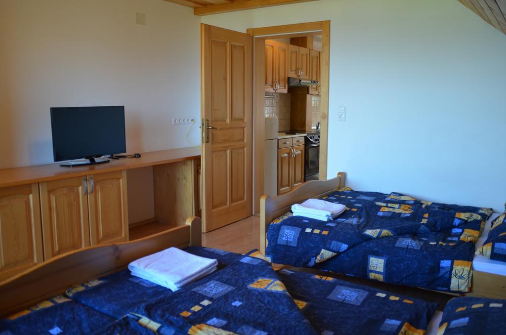 Apartmaji Srnca Cerkno Esterno foto